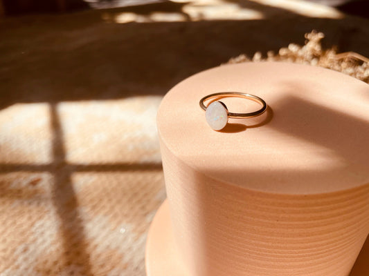 Small Goddess Oval Ring